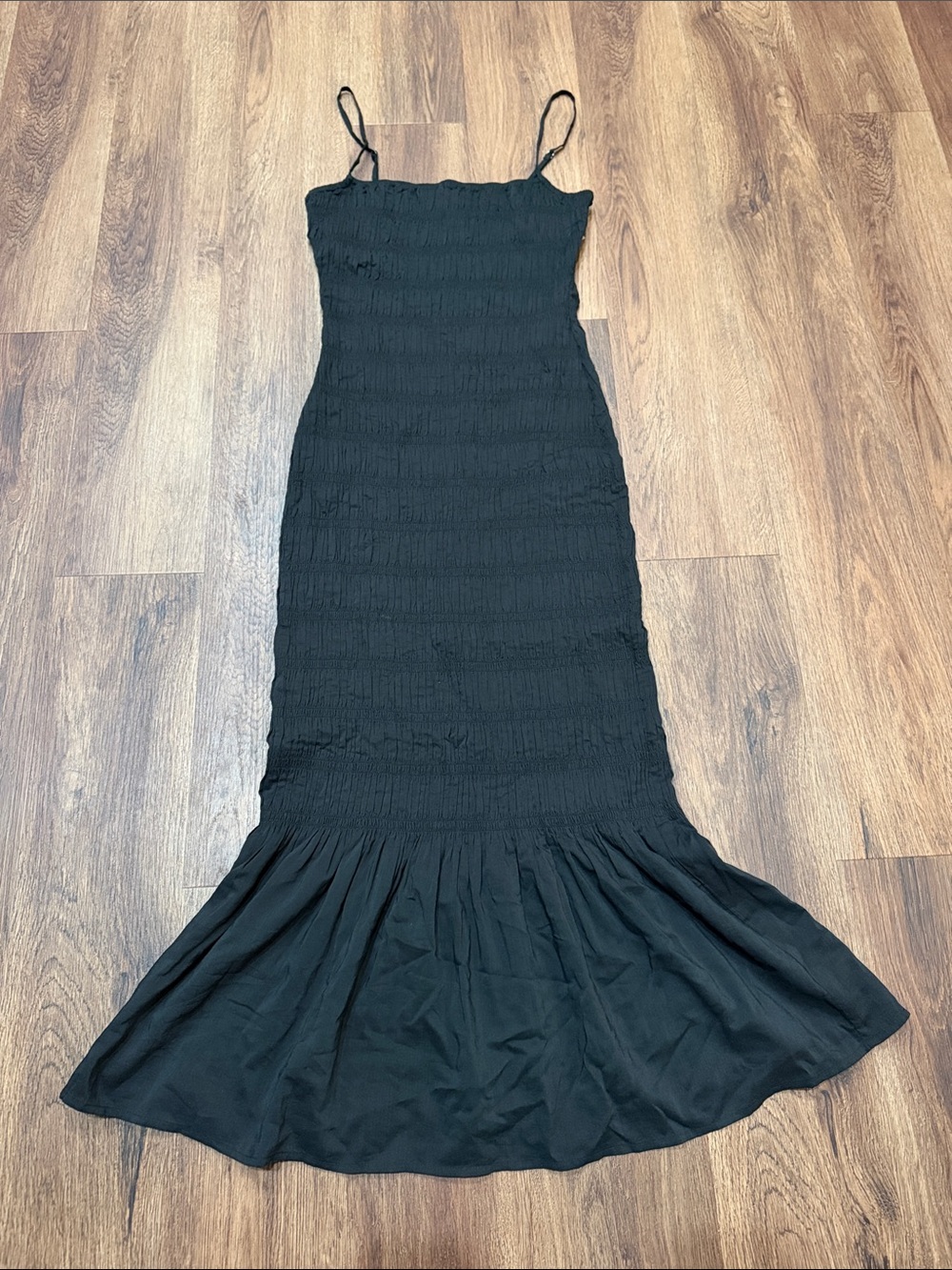 Reformation Seren Black Smocked Midi Dress - Picture 5 of 9